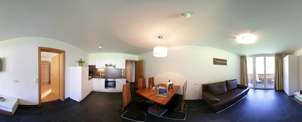 Apart Mountain Lodge Майрхофен Экстерьер фото