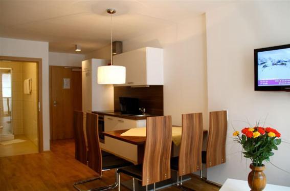 Apart Mountain Lodge Майрхофен Номер фото
